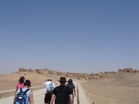 Exkursion Ägypten 2010 El-Bagawat Gruppe 2.JPG