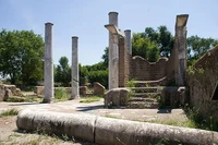 Synagoge Ostia, klein