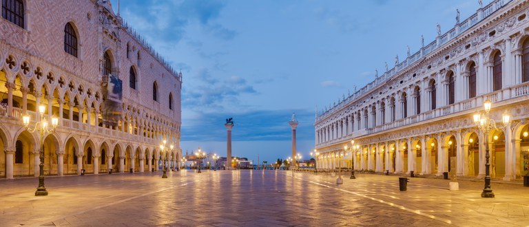 Piazzetta_San_Marco_Venice_BLS.jpg
