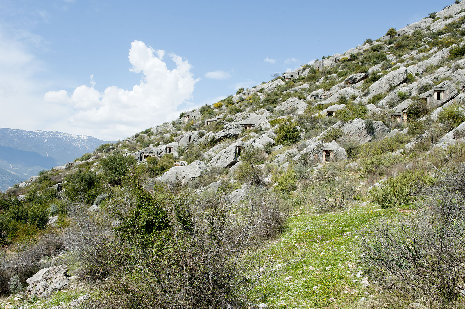 Limyra_Rock_graves_5145.jpg
