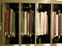 Bibliothek_Metallschrank_Hoch.JPG