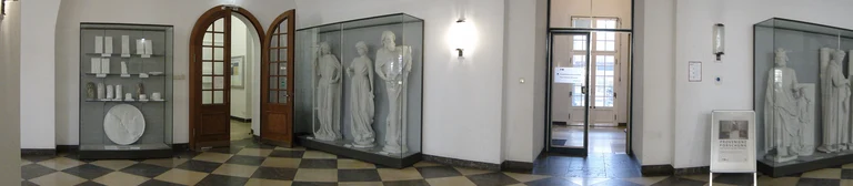 Foyer_Panorama_1.JPG