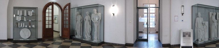 Foyer_Panorma_2.JPG