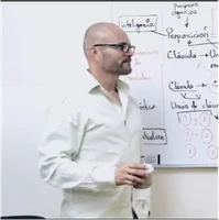 Professor Manuel Peregrina