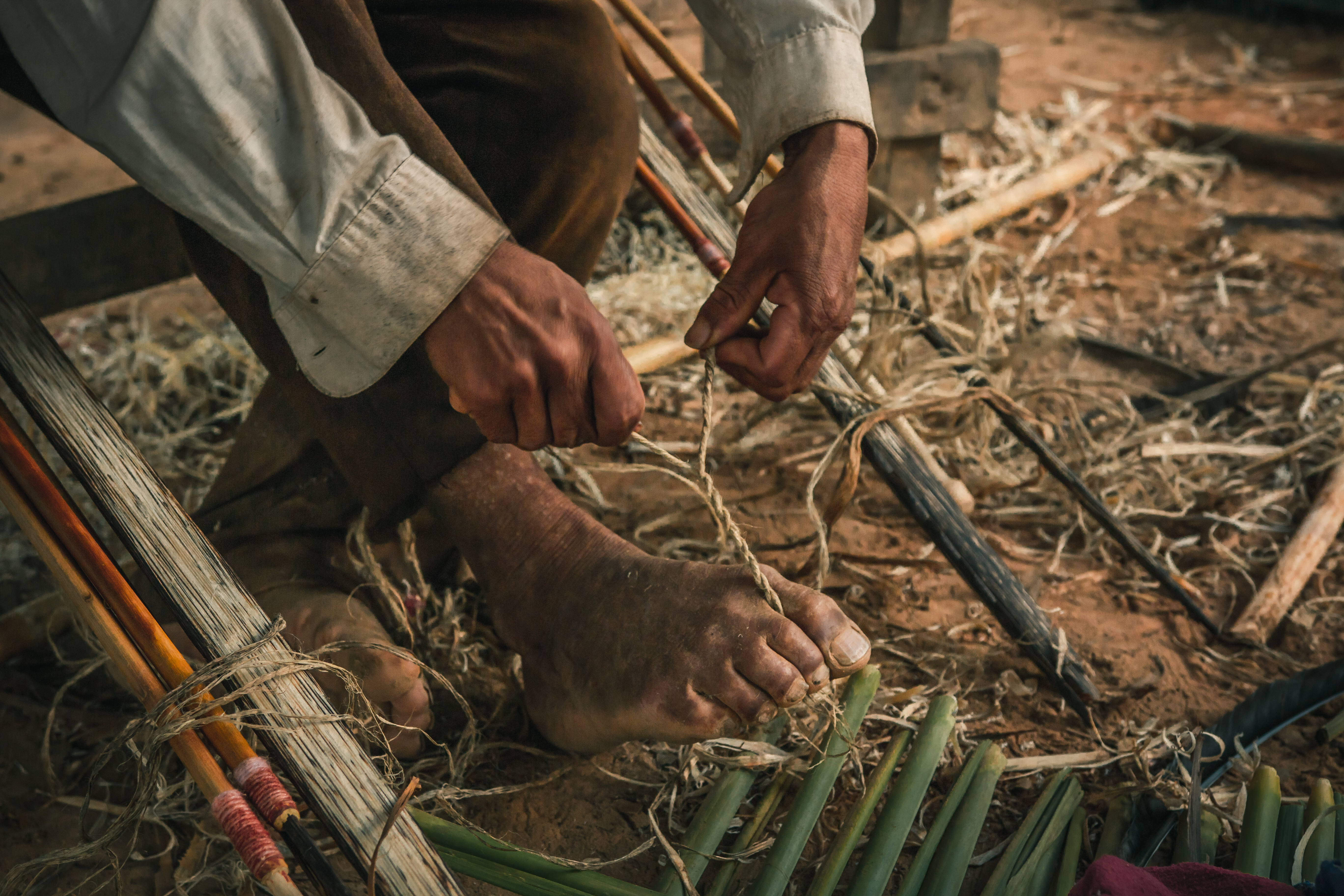 Spinning and weaving of arches