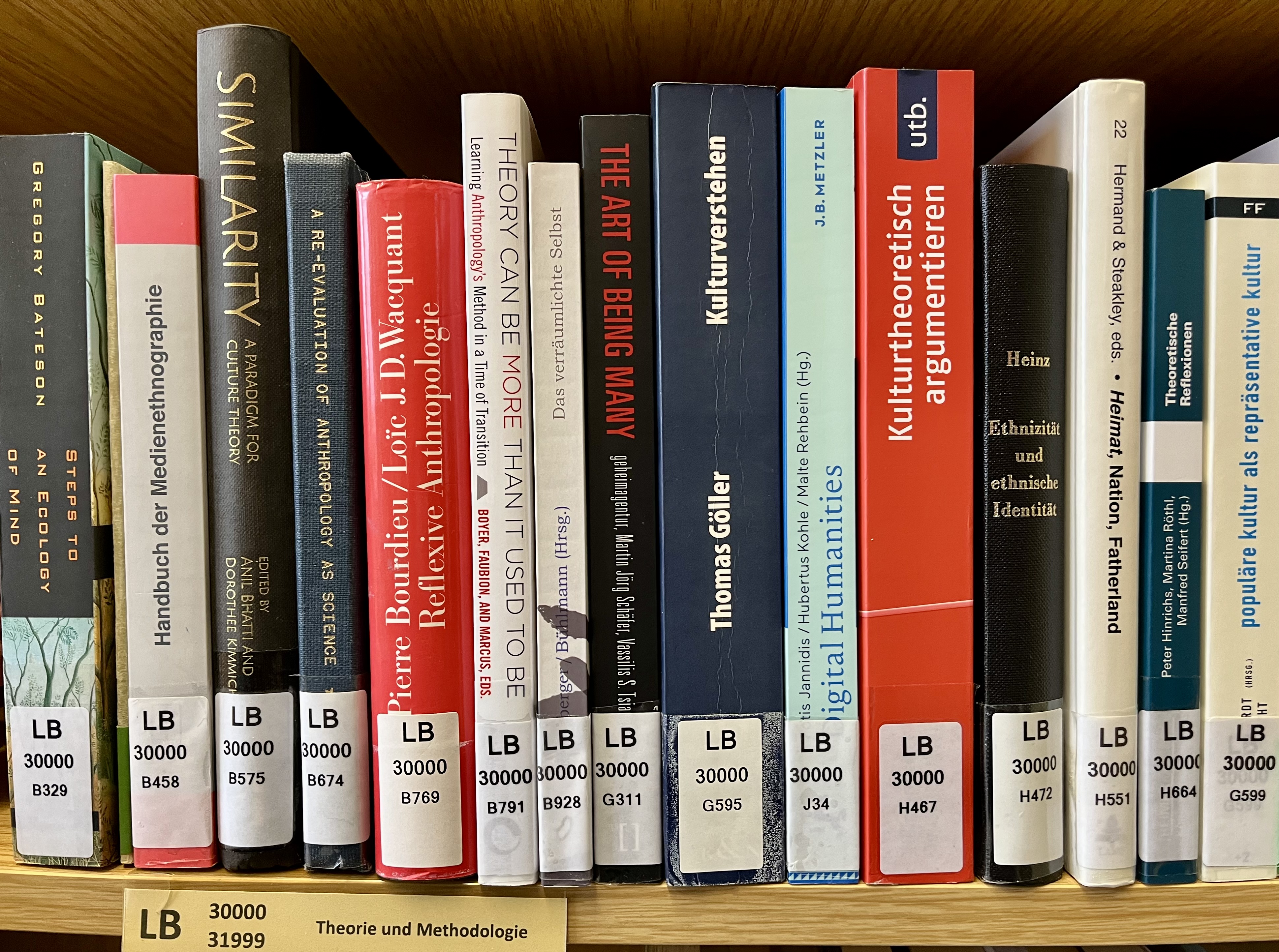 Bücher_Nahaufnahme.jpg