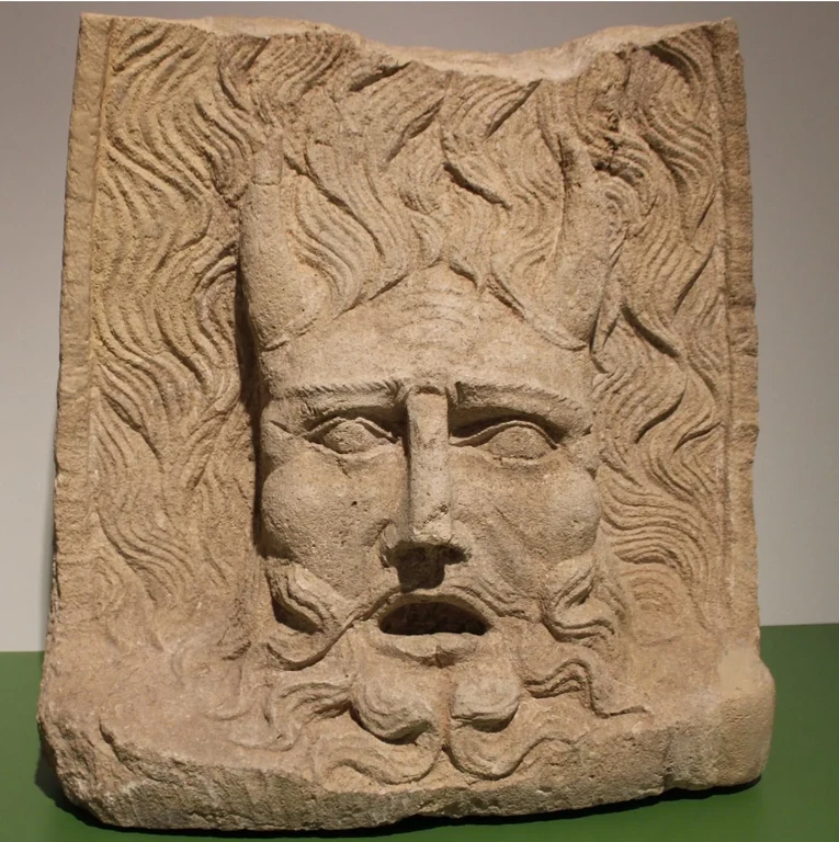 Akrotermaske_0O.22099,0-1_002.jpg