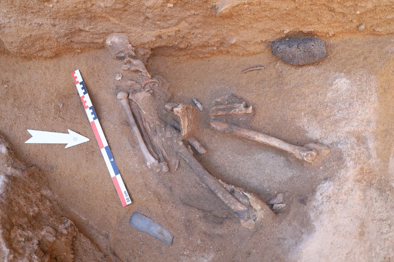 Fig9_burial.jpg