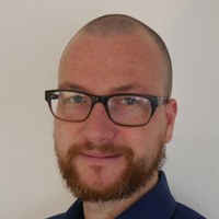 Dr. Tobias Schade